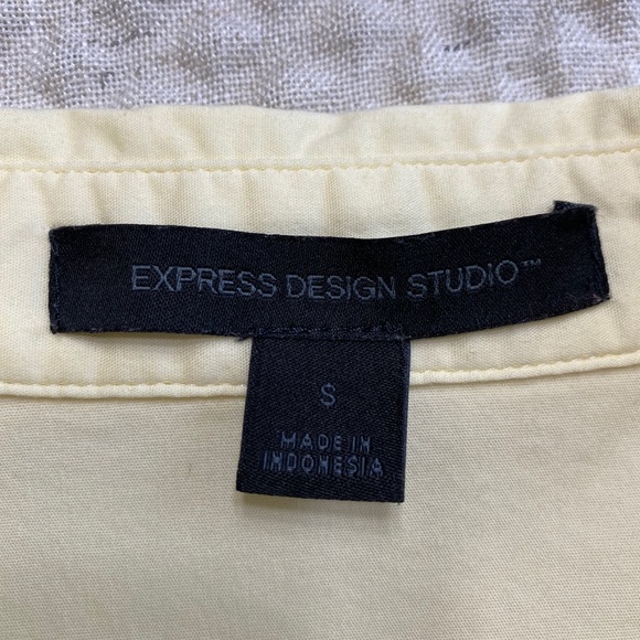 Express Design Studio Yellow Top - Picture 2 of 5